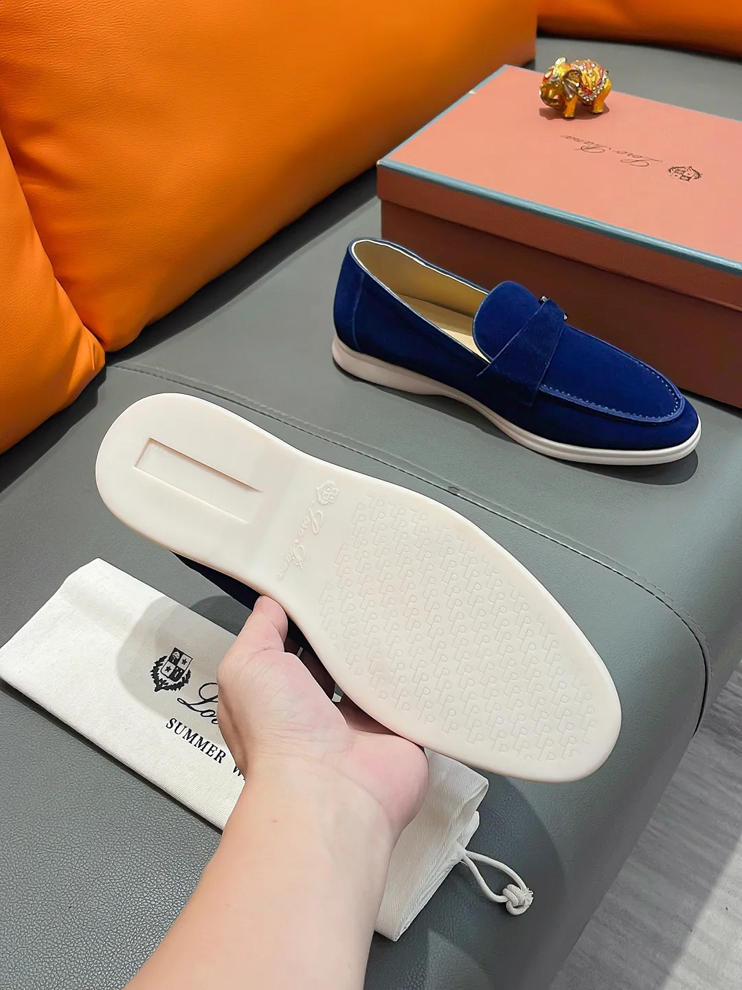 Men's shoes LORO PIANA "LP" P420 Regular size: 38-44 (casual shoes) Product materials: Selected high-mercerized suede upper, comfortable sheepskin lining; original outsole.